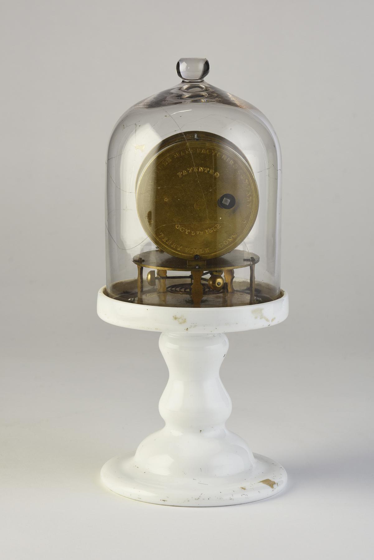 1959.1139 Clock, view 2