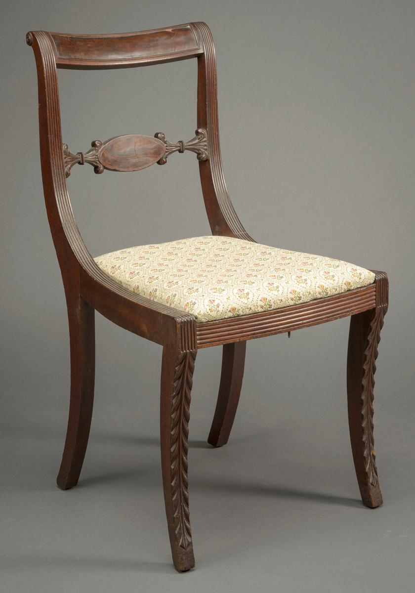 2014.0035.001 A Chair, B Slip seat, view 1