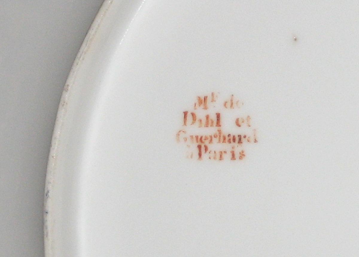 2014.0041 Porcelain plate - mark