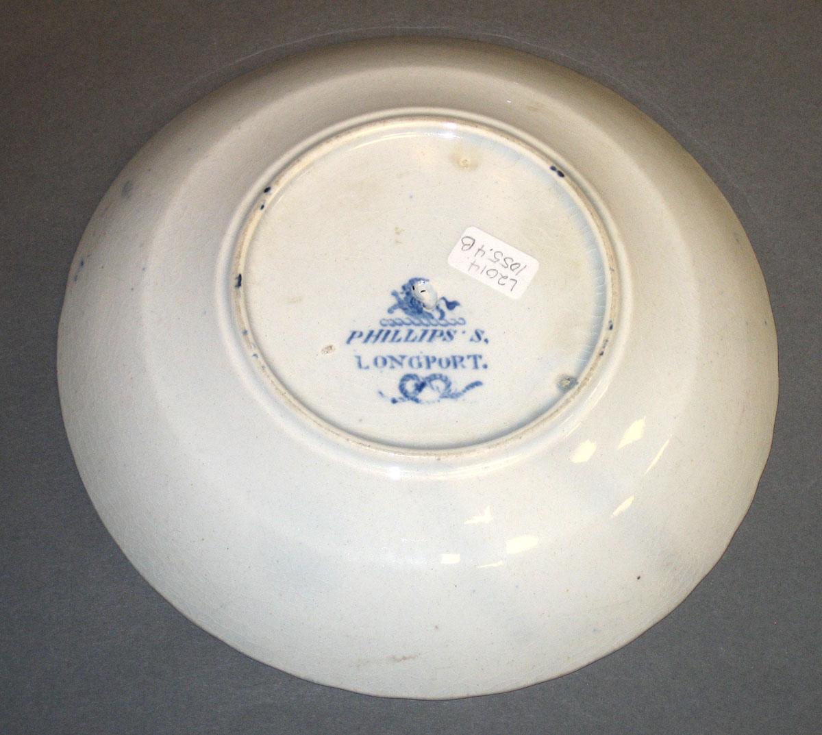 2014.0042.004 B Saucer bottom and mark