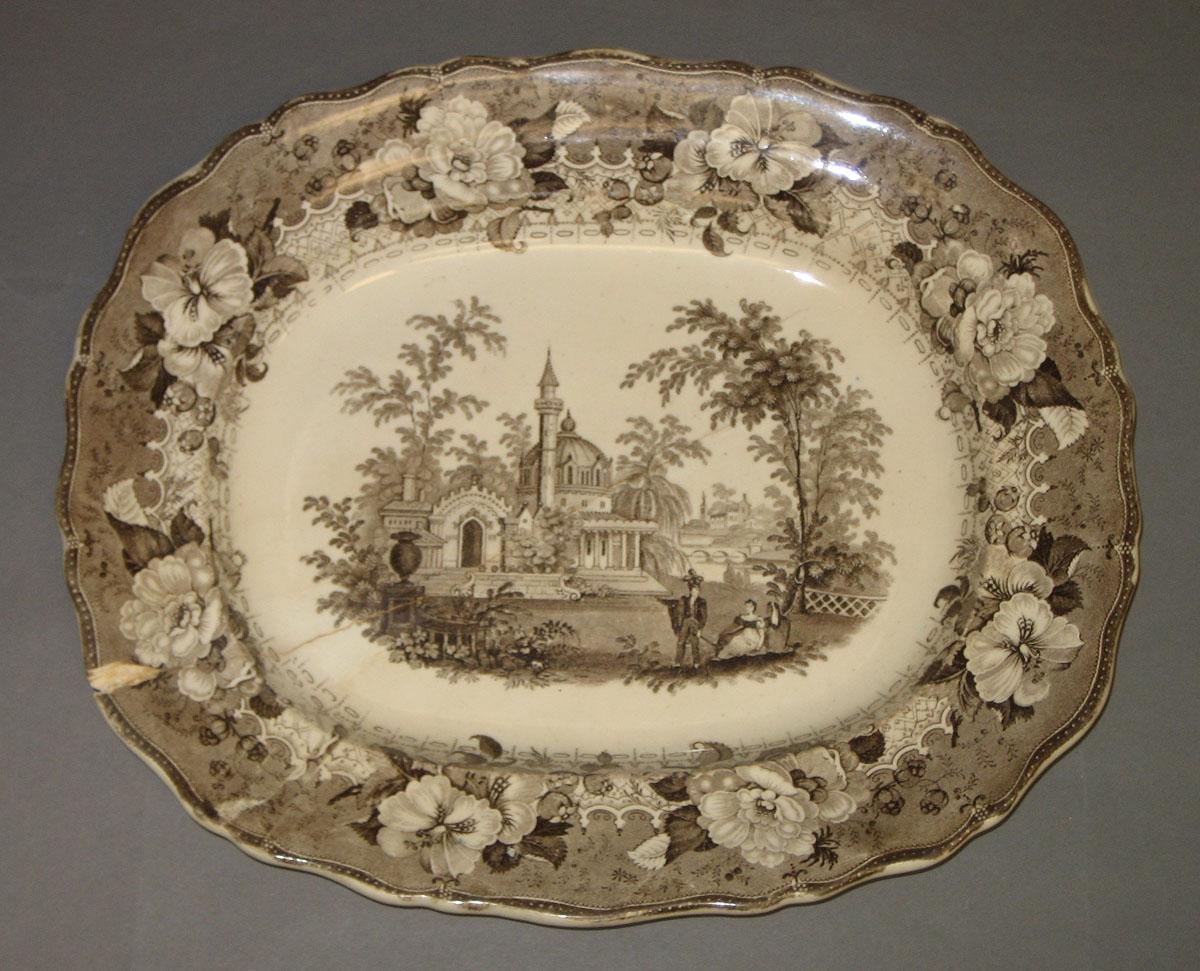 2014.0042.013 Platter or dish