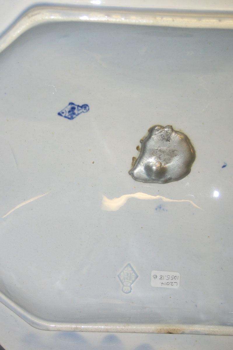 2014.0042.018 B Tureen lid marks