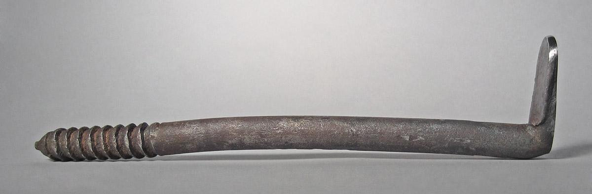 1986.0050.711, Shaping stake, side 1