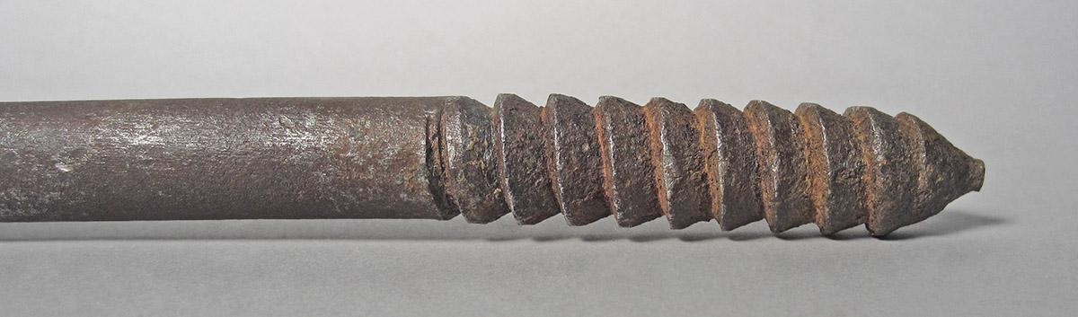 1986.0050.711, Shaping stake, tip
