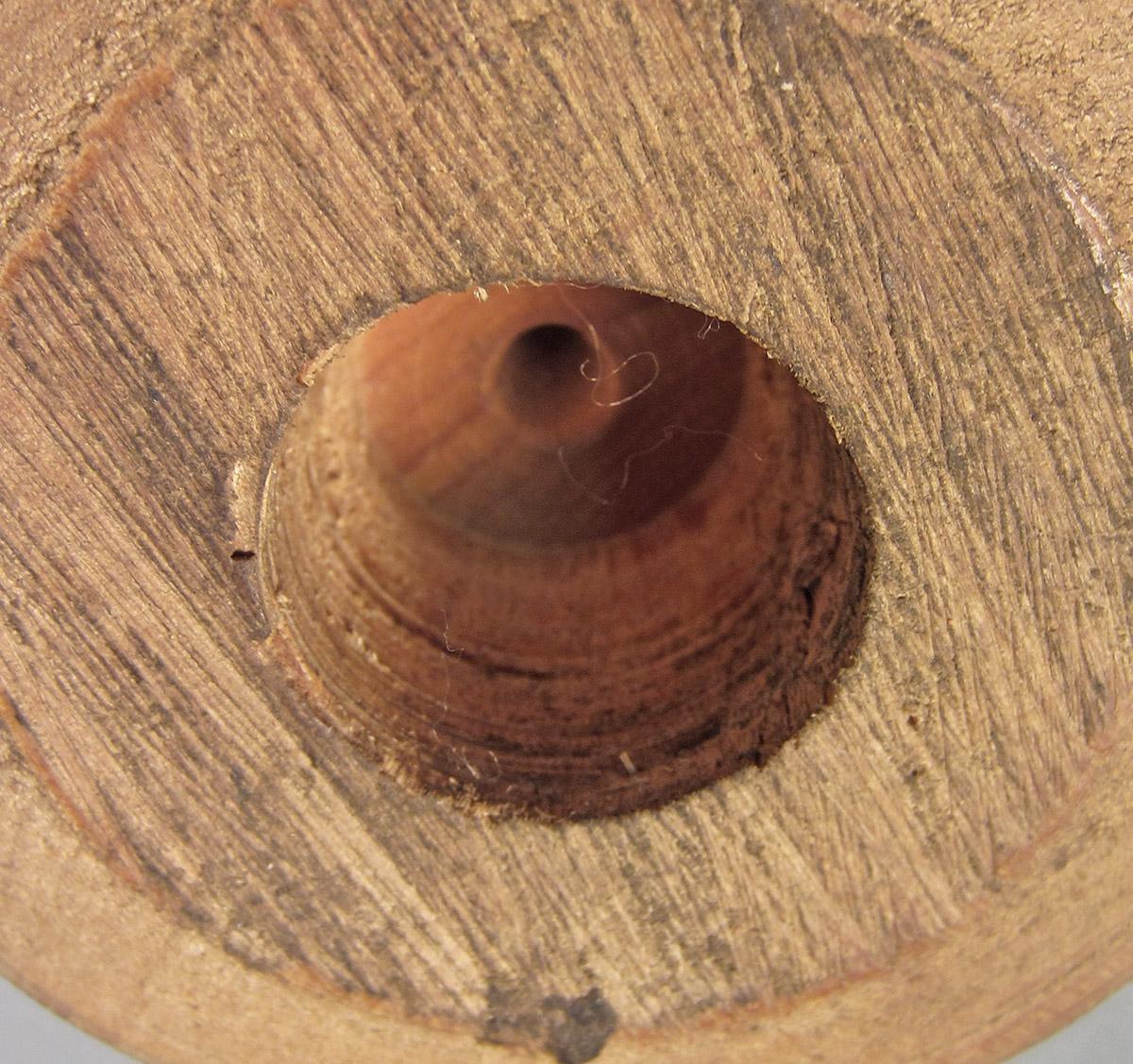 1986.0050.721, Chuck, hole
