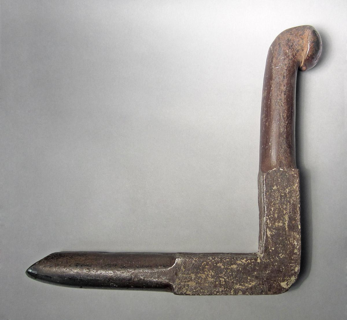 1986.0050.750, Snarling iron, side 1