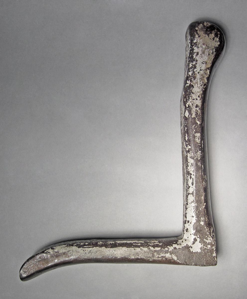1986.0050.752, Snarling iron, side 1