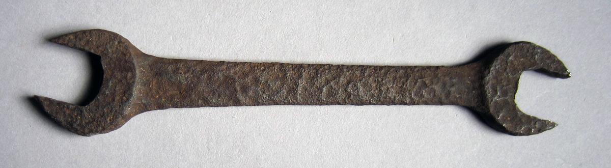 1986.0050.767.002 Wrench, View 1