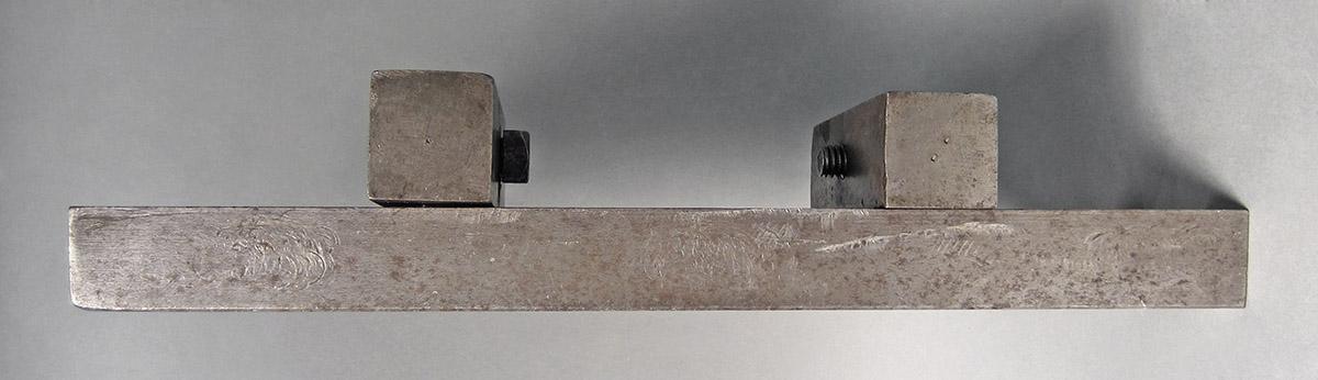 1986.0050.769, Tool, side 4