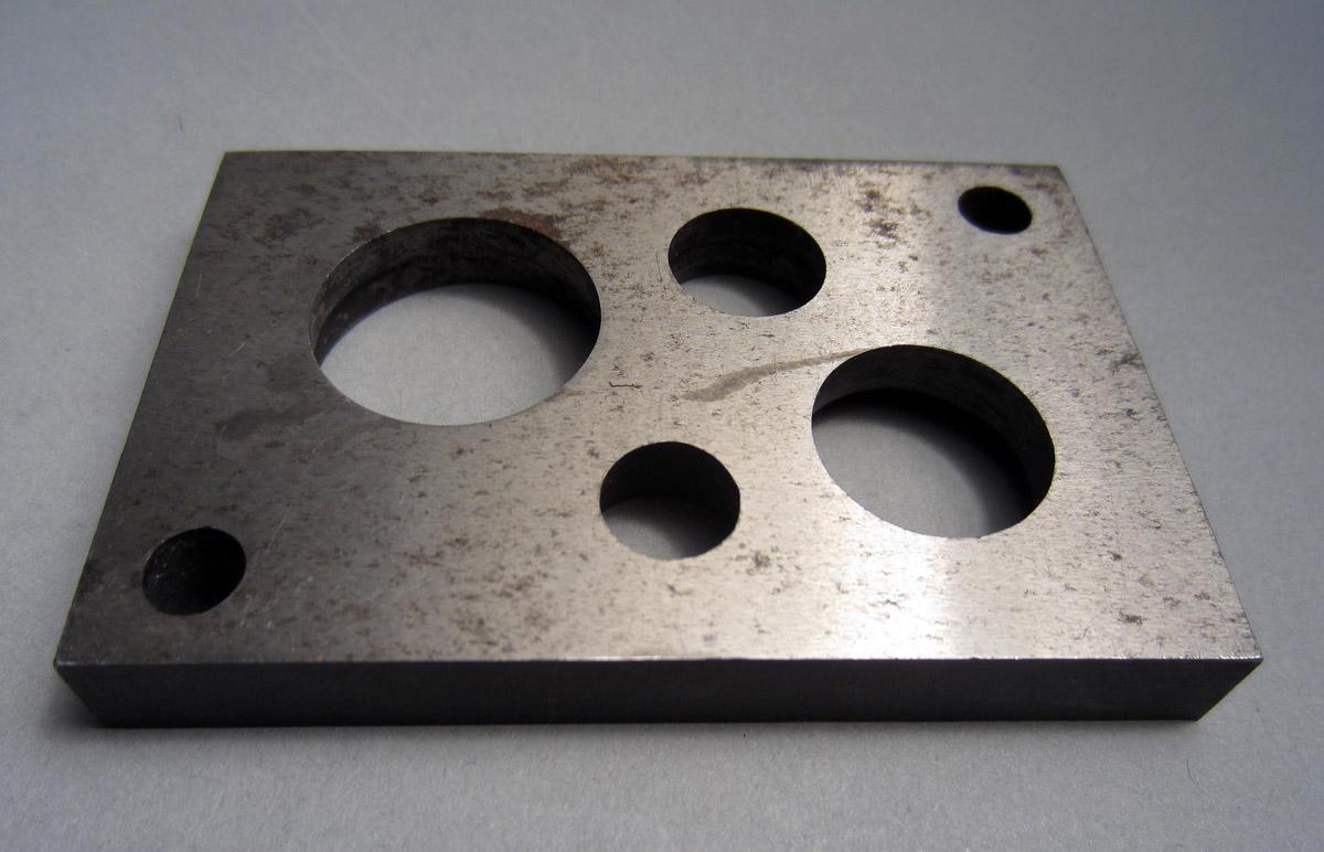 1986.0050.772 Plate, Wear