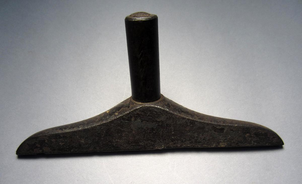 1986.0050.777.007 Drill part, Underside