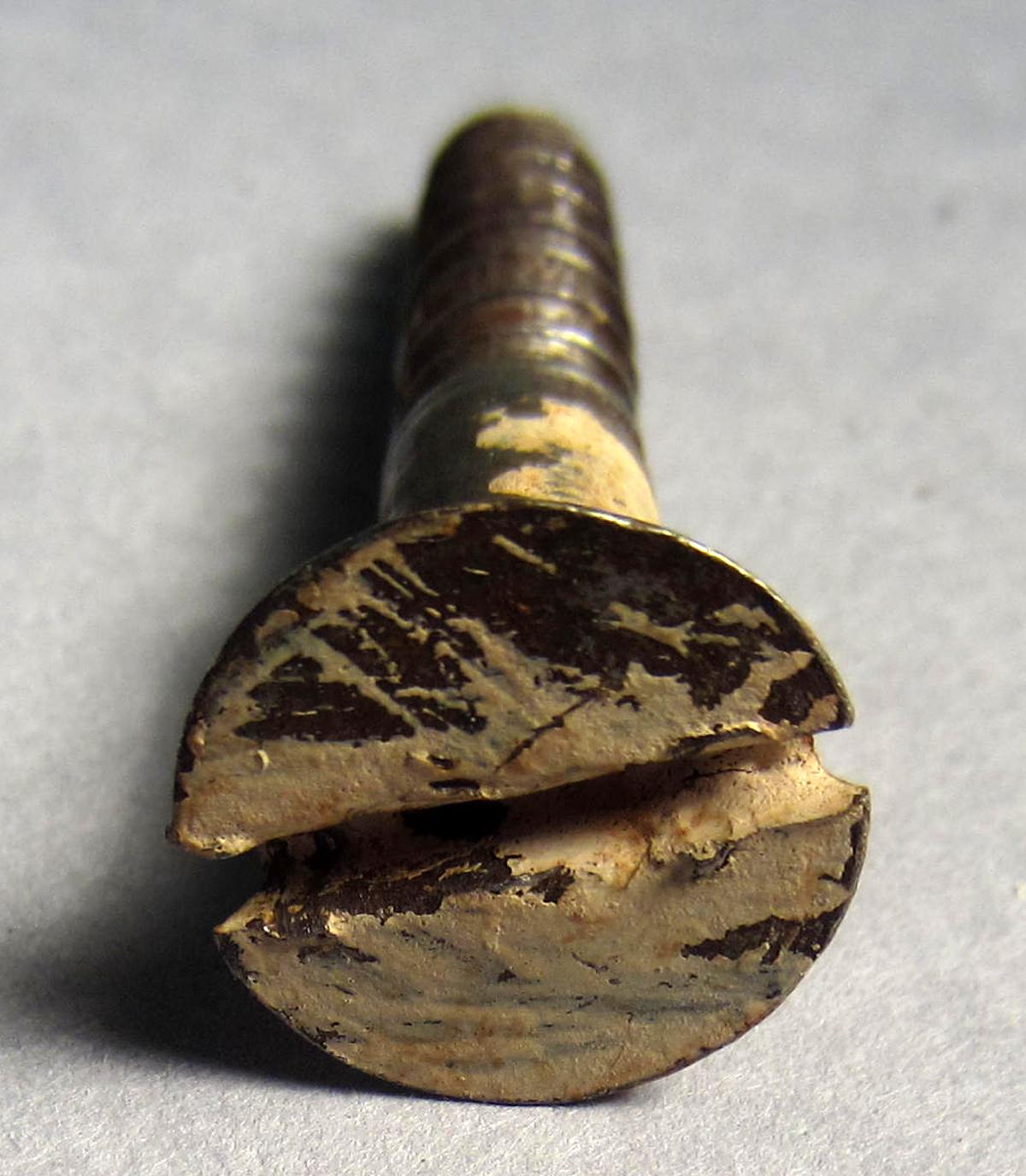 1986.0050.778.003 Screw, Head