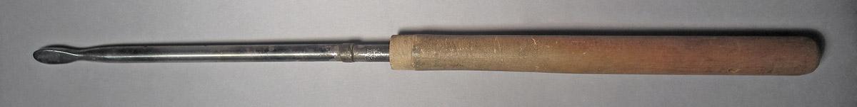 1986.0050.784, Lathe tool, side 2