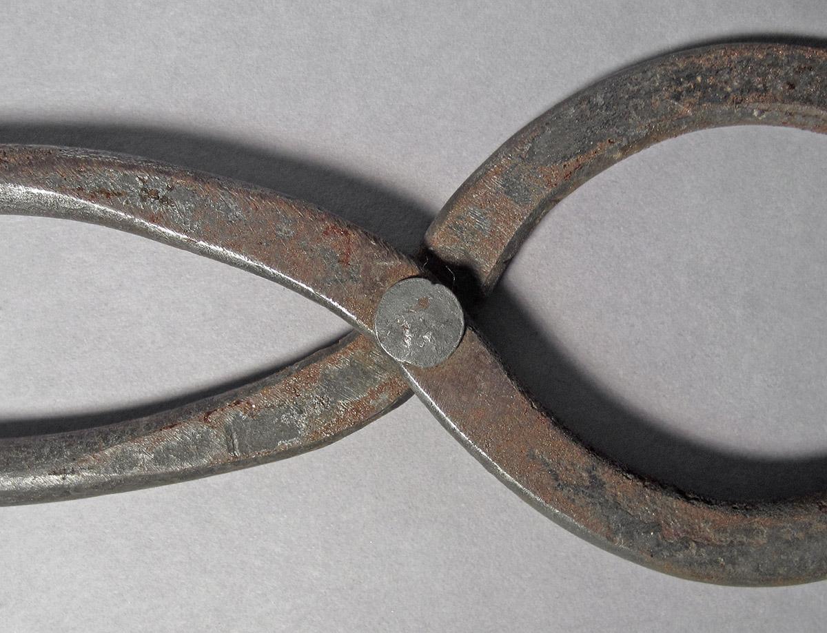 1986.0050.792, Tongs, joint