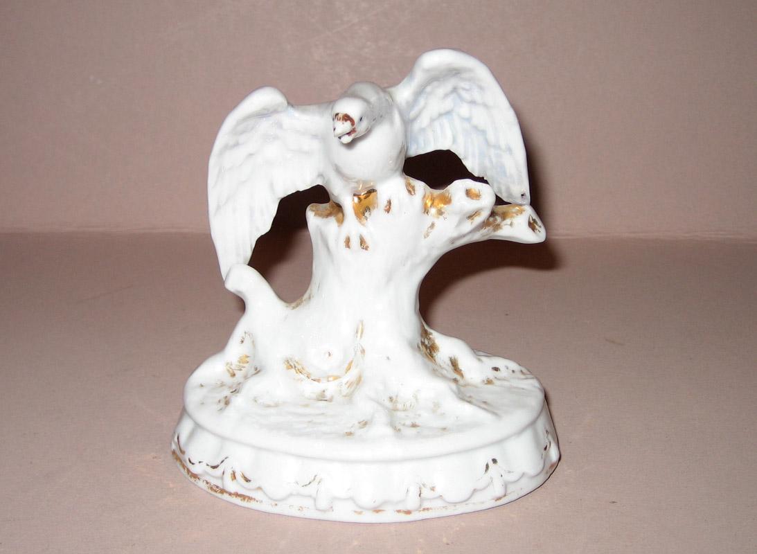 1959.1159 Eagle figure