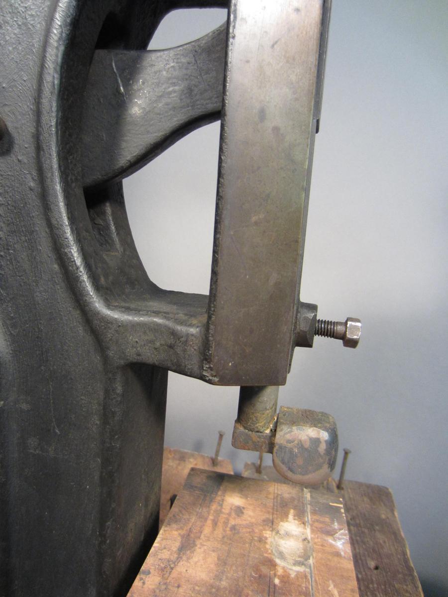 1986.0050.803 A Press, Detail