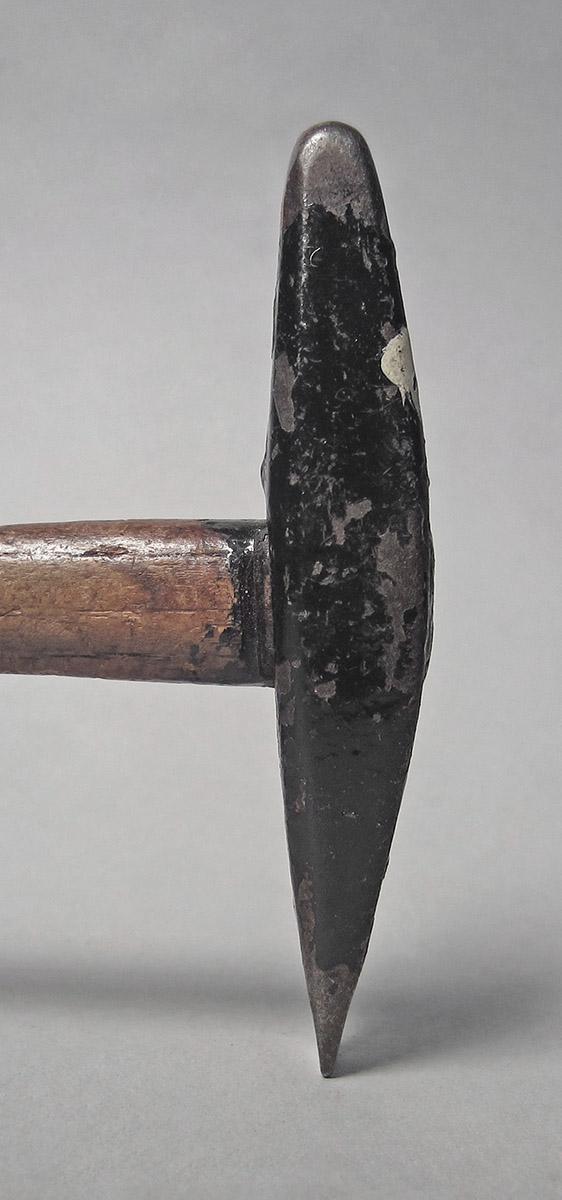 1986.0050.804.003, Hammer, head side 1