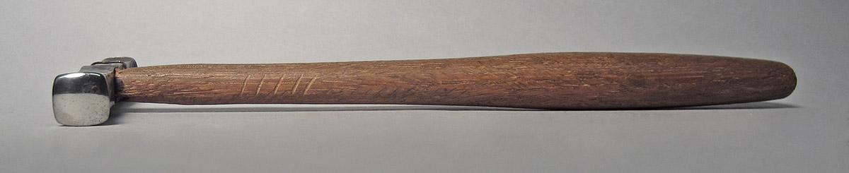 1986.0050.804.006, Hammer, side 3
