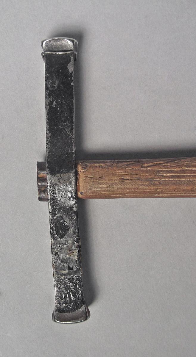 1986.0050.804.006, Hammer, head side 1