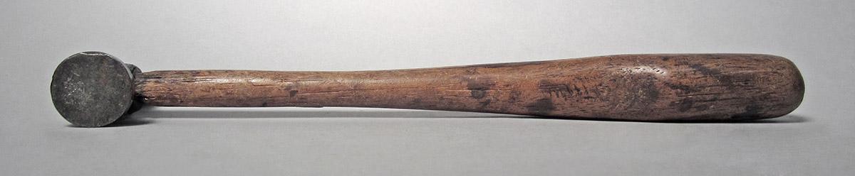 1986.0050.804.007, Hammer, side 3