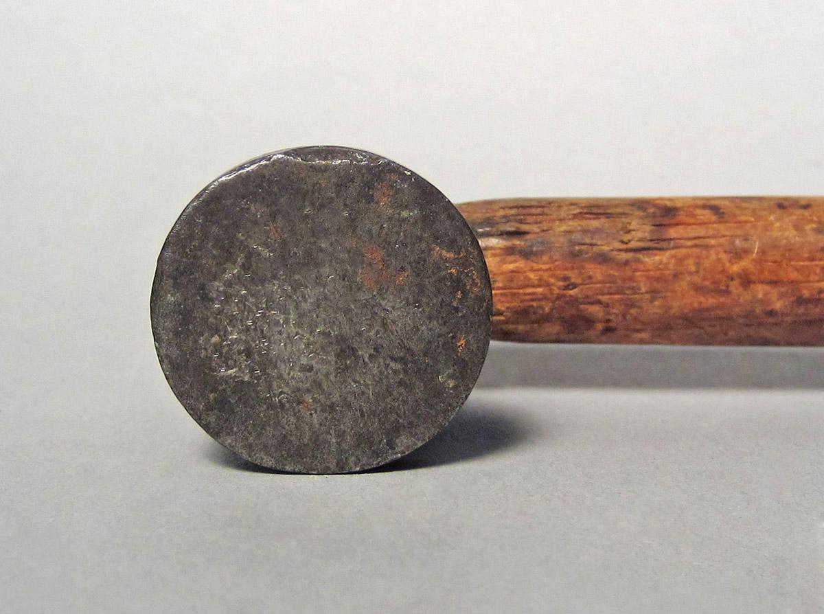 1986.0050.804.007, Hammer, head side 2