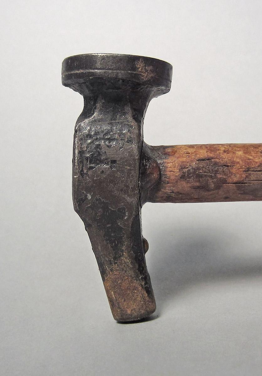 1986.0050.804.007, Hammer, head side 3