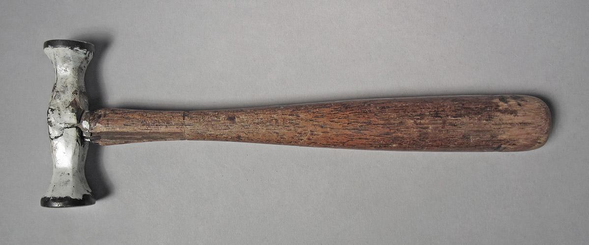 1986.0050.804.009, Hammer, side 2