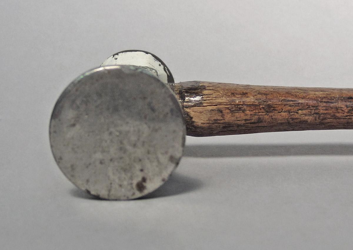 1986.0050.804.009, Hammer, head side 2