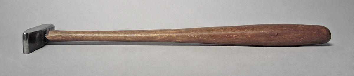 1986.0050.804.010, Hammer, side 4