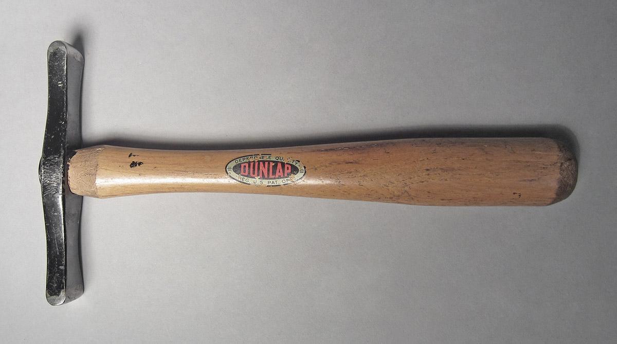 1986.0050.804.015, Hammer, side 2