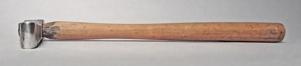 1986.0050.804.016, Hammer, side 4