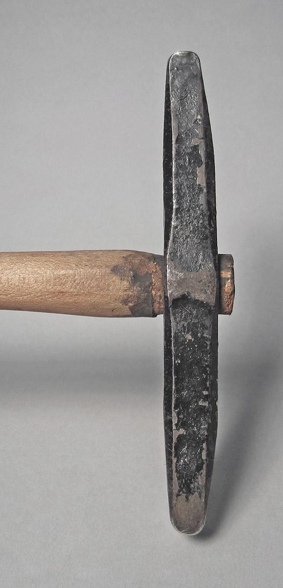 1986.0050.804.016, Hammer, head side 2