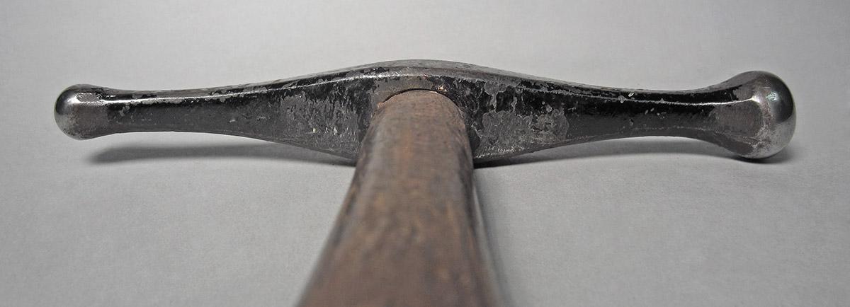 1986.0050.804.018, Hammer, head bottom
