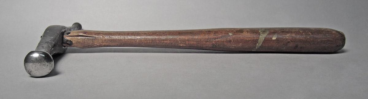 1986.0050.804.024, Hammer, side 4