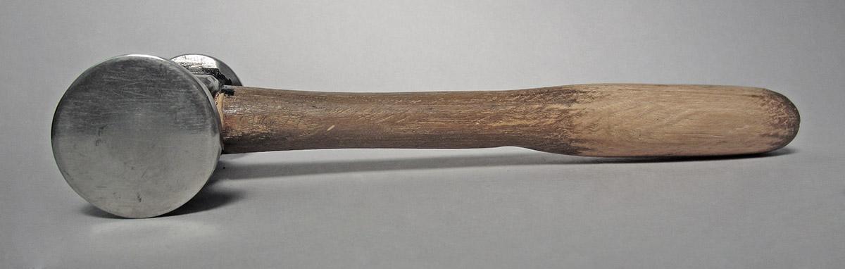 1986.0050.804.026, Hammer, side 2