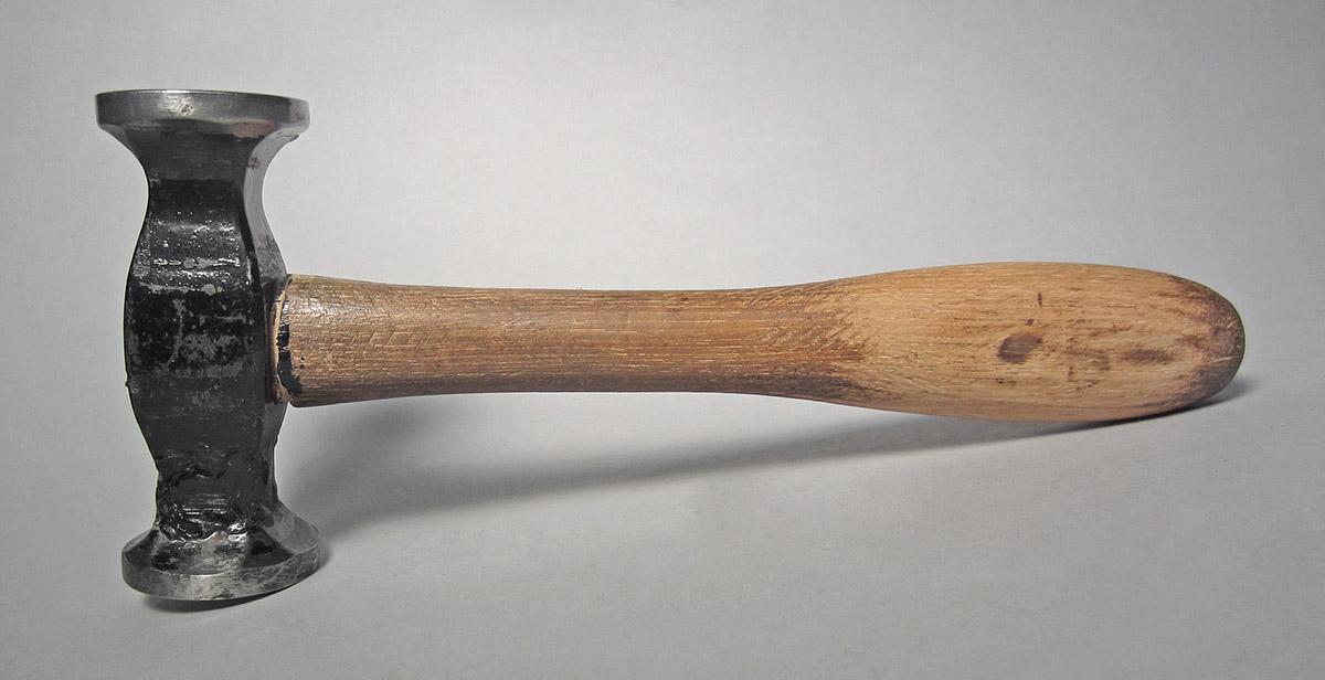 1986.0050.804.026, Hammer, side 3