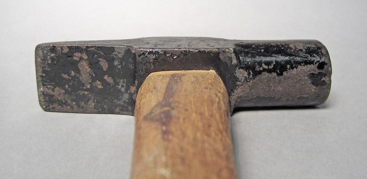 1986.0050.804.029, Hammer, head bottom