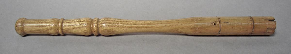1986.0050.804.035, Handle, side 1