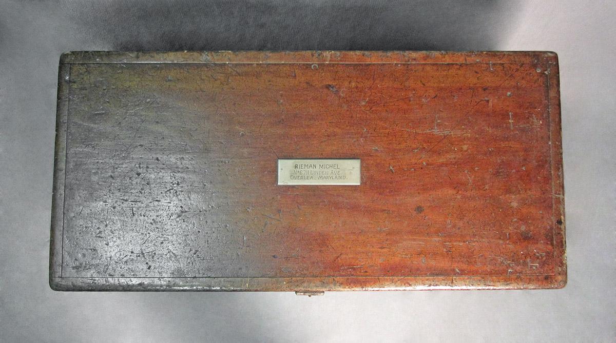 1986.0050.813.001.001, Tool chest, top