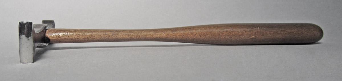 1986.0050.813.001.008, Hammer, side 3