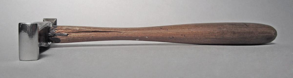 1986.0050.813.001.010, Hammer, side 4