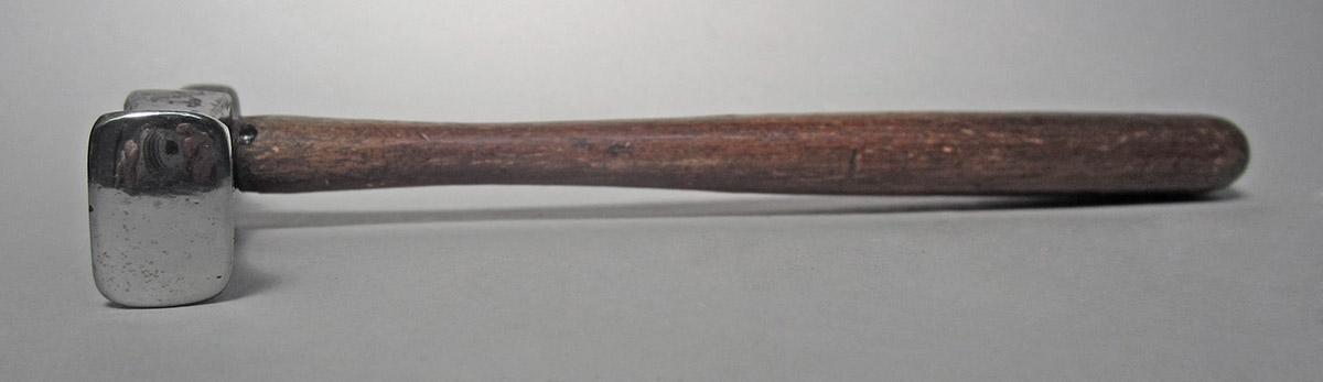 1986.0050.813.001.019, Hammer, side 4