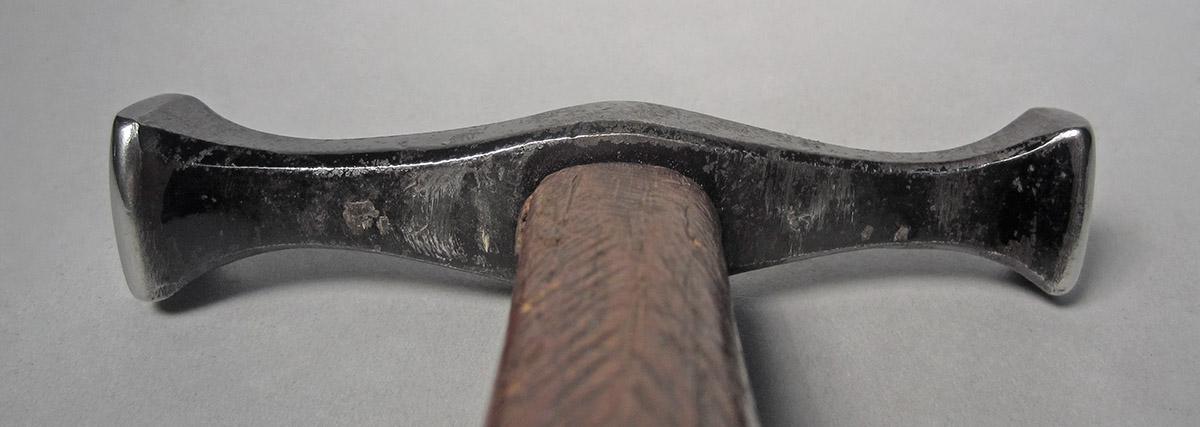 1986.0050.813.001.020, Hammer, head bottom