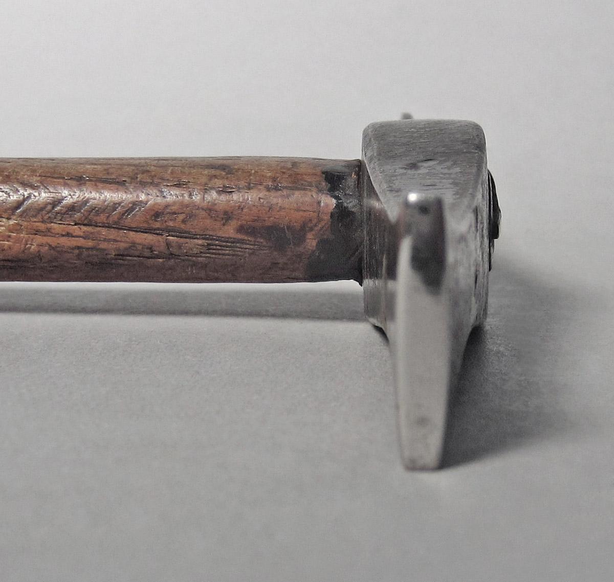 1986.0050.813.001.024, Hammer, head side 1