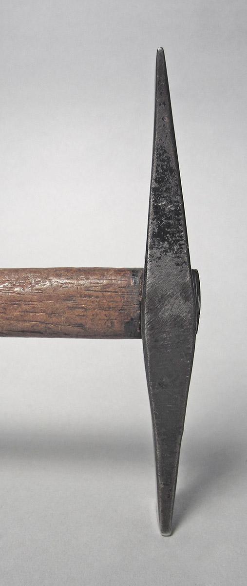 1986.0050.813.001.024, Hammer, head side 2