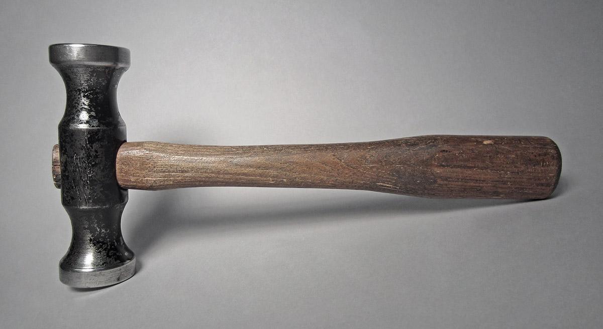 1986.0050.813.001.032, Hammer, side 2