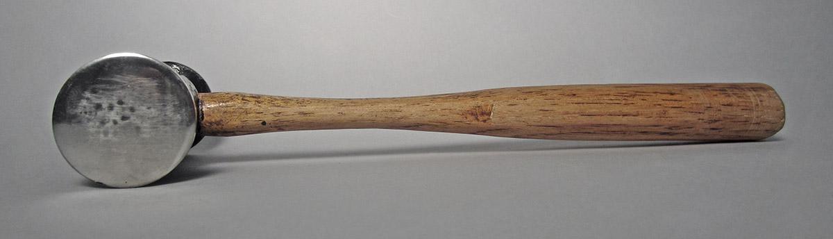 1986.0050.813.001.035 , Hammer, side 3