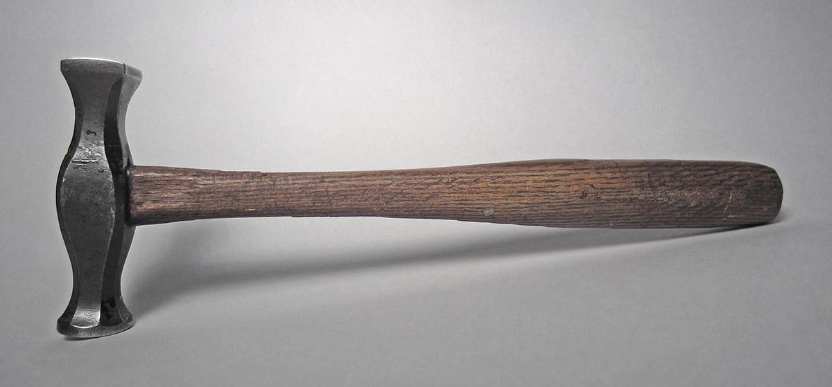 1986.0050.813.001.038 , Hammer, side 1