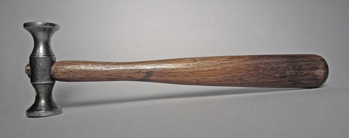 1986.0050.813.001.040, Hammer, side 2
