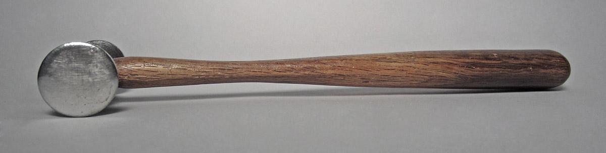 1986.0050.813.001.040, Hammer, side 3